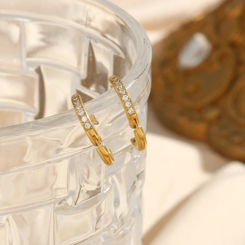 Metis 18k Gold Crystal Pave Huggie Hoops