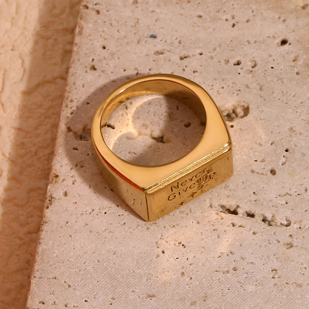 Scáthach "Never Give Up" Ring