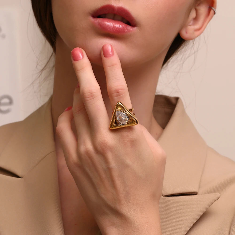 Flidais Cocktail Ring