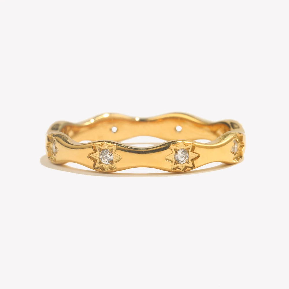 Clíodhna Rhinestone Star Wave Ring