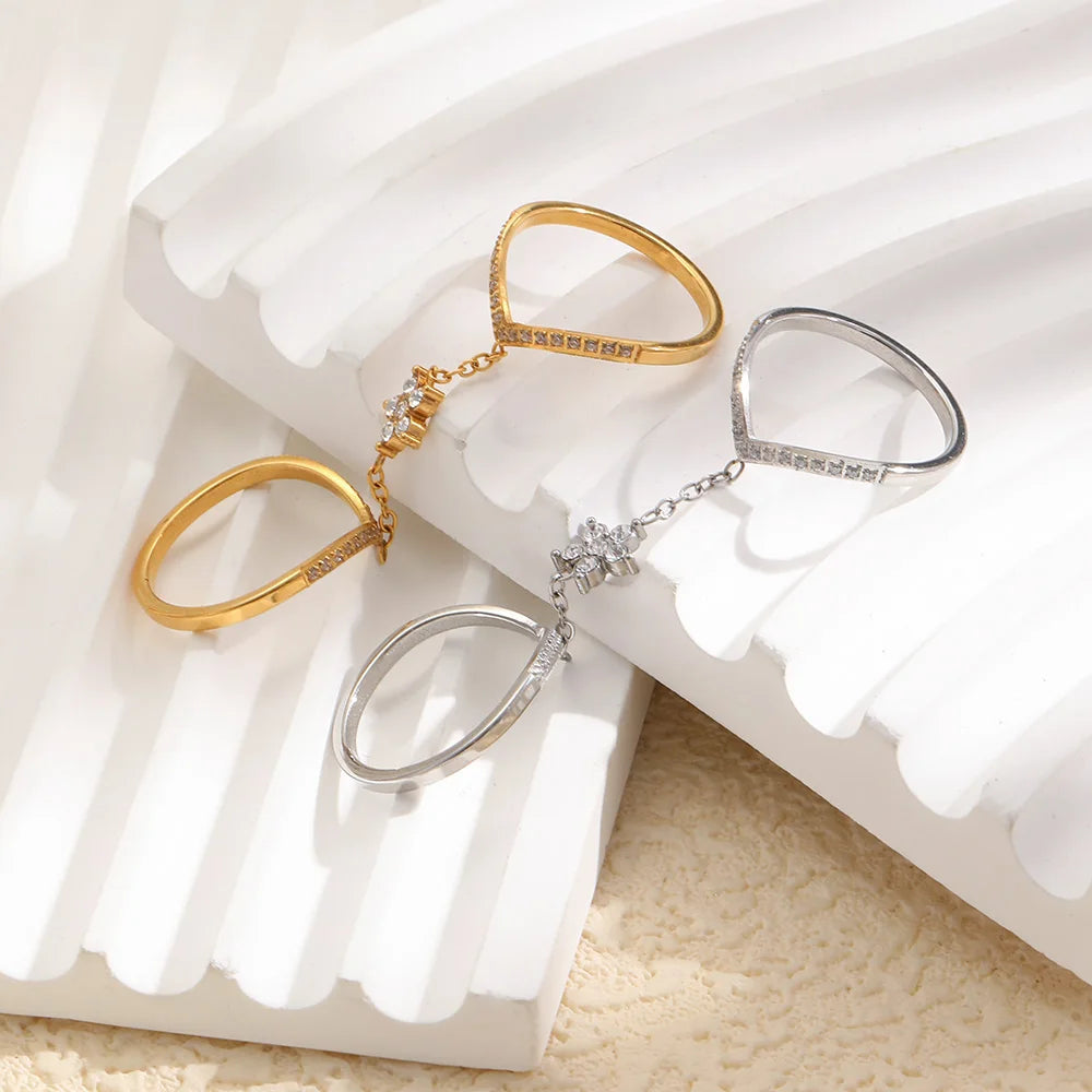 Grian CZ Flower Linked Double Ring