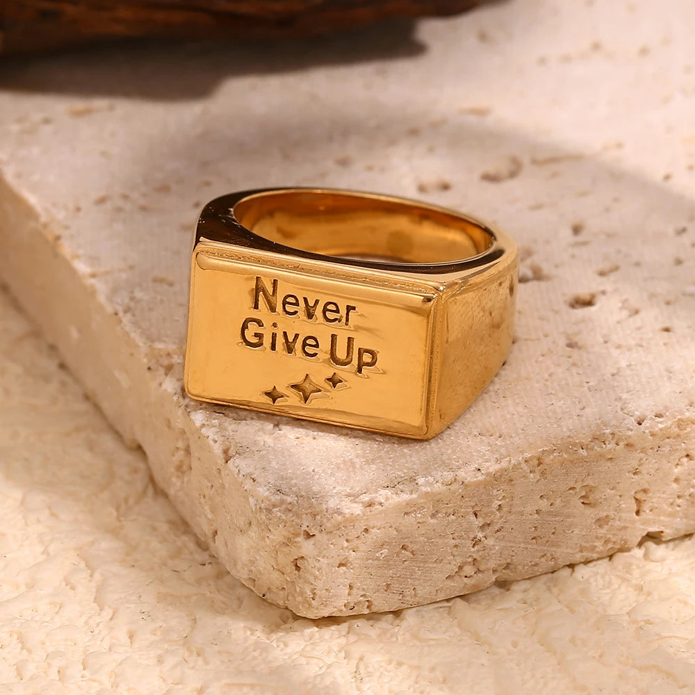 Scáthach "Never Give Up" Ring