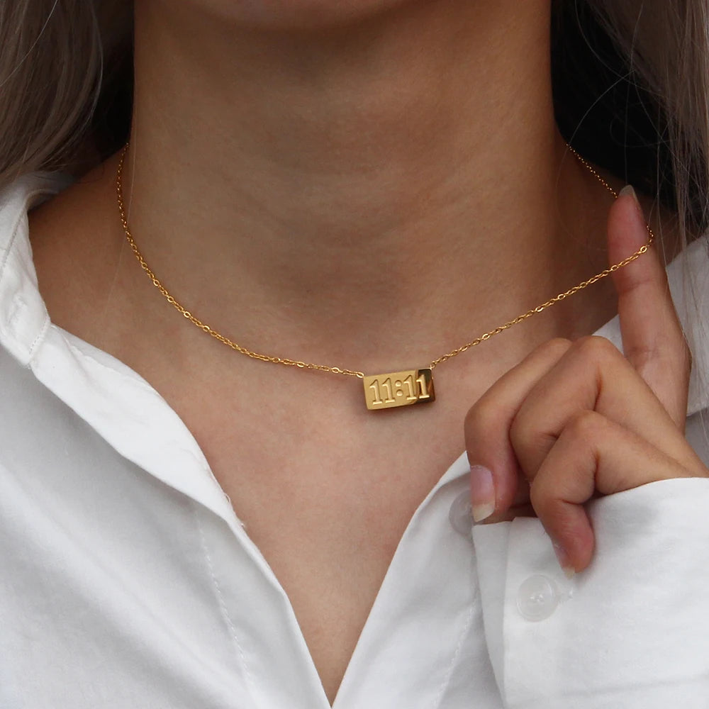 Étaín 11:11 Necklace & Ring Set