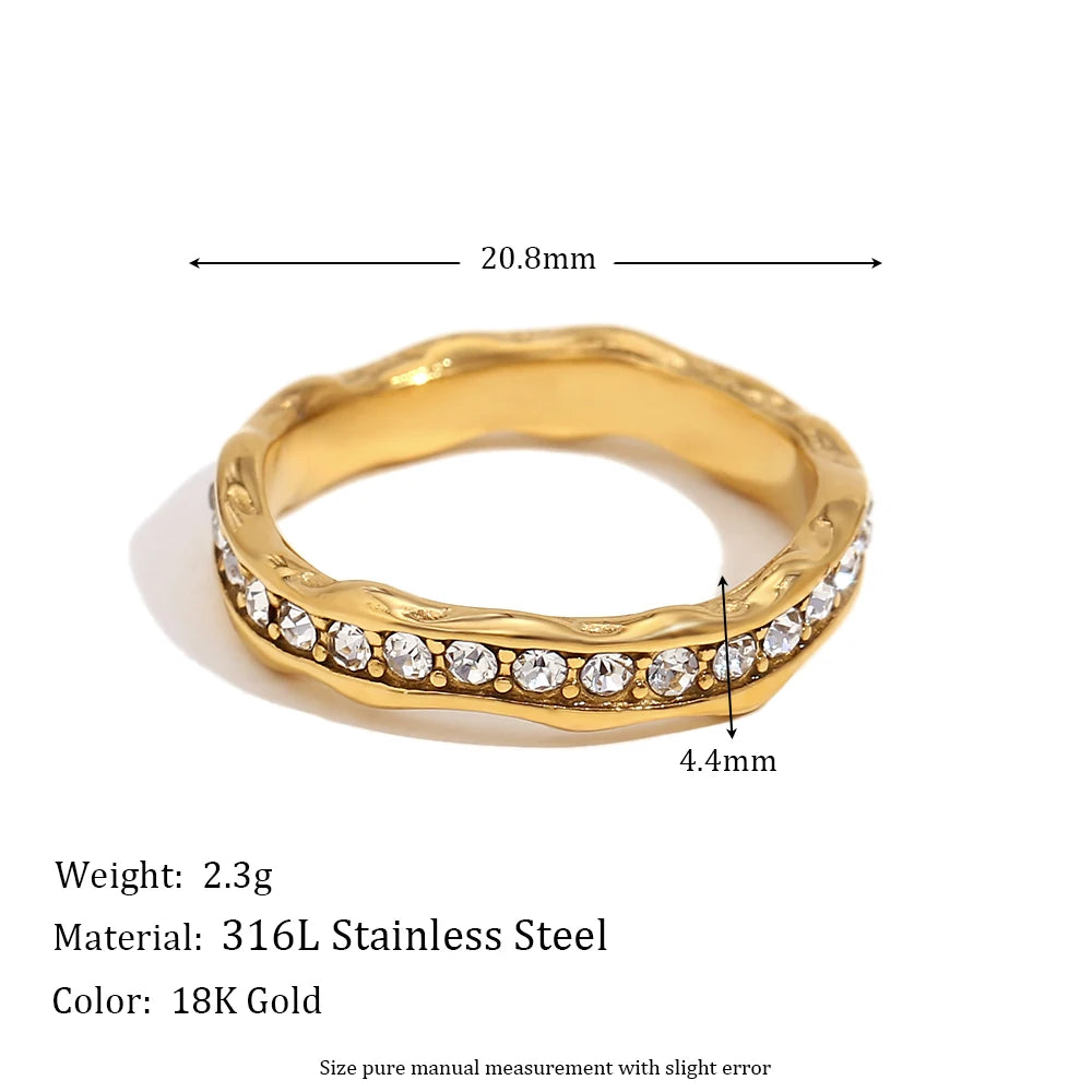 Clíodhna Rhinestone Star Wave Ring