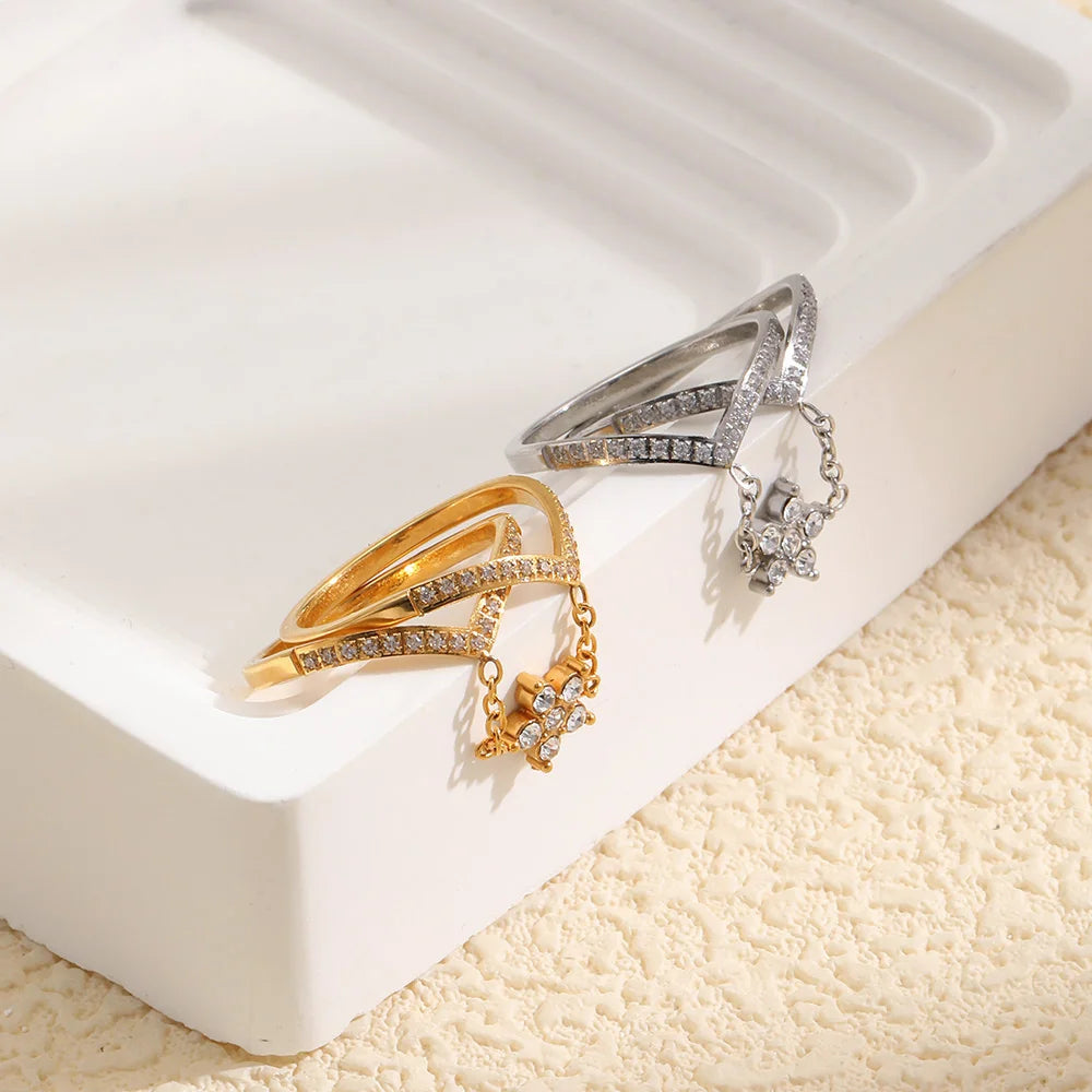Grian CZ Flower Linked Double Ring