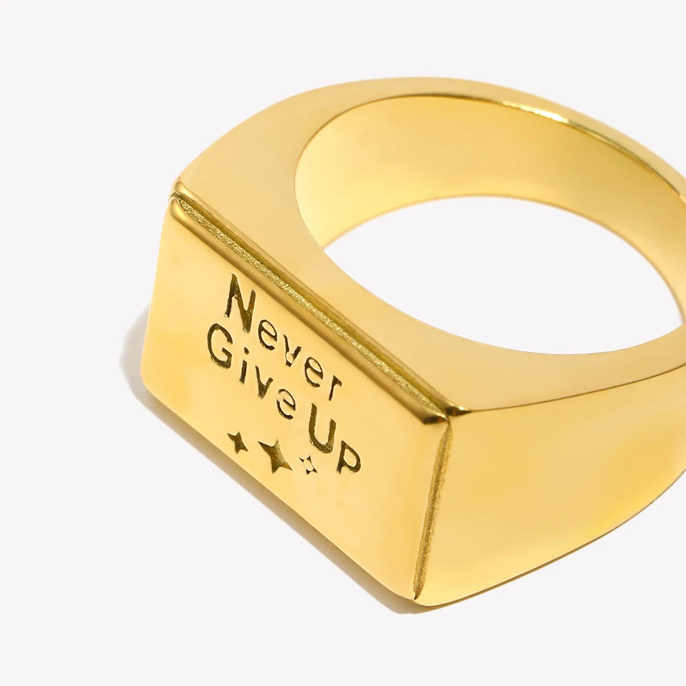 Scáthach "Never Give Up" Ring