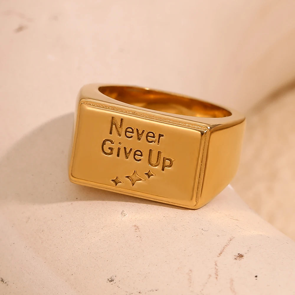 Scáthach "Never Give Up" Ring
