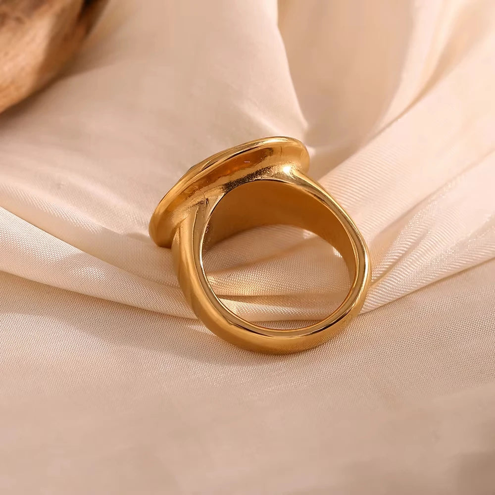 Flidais Cocktail Ring