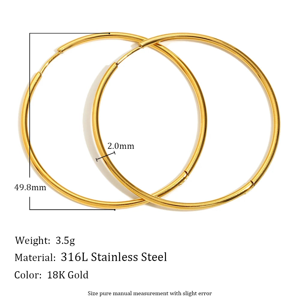 Maia 18K Gold Minimalist Hoop Earrings